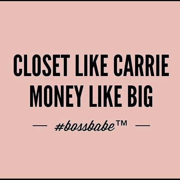 Meet your Posher, Nicole 💋 - Picture 7 of 8